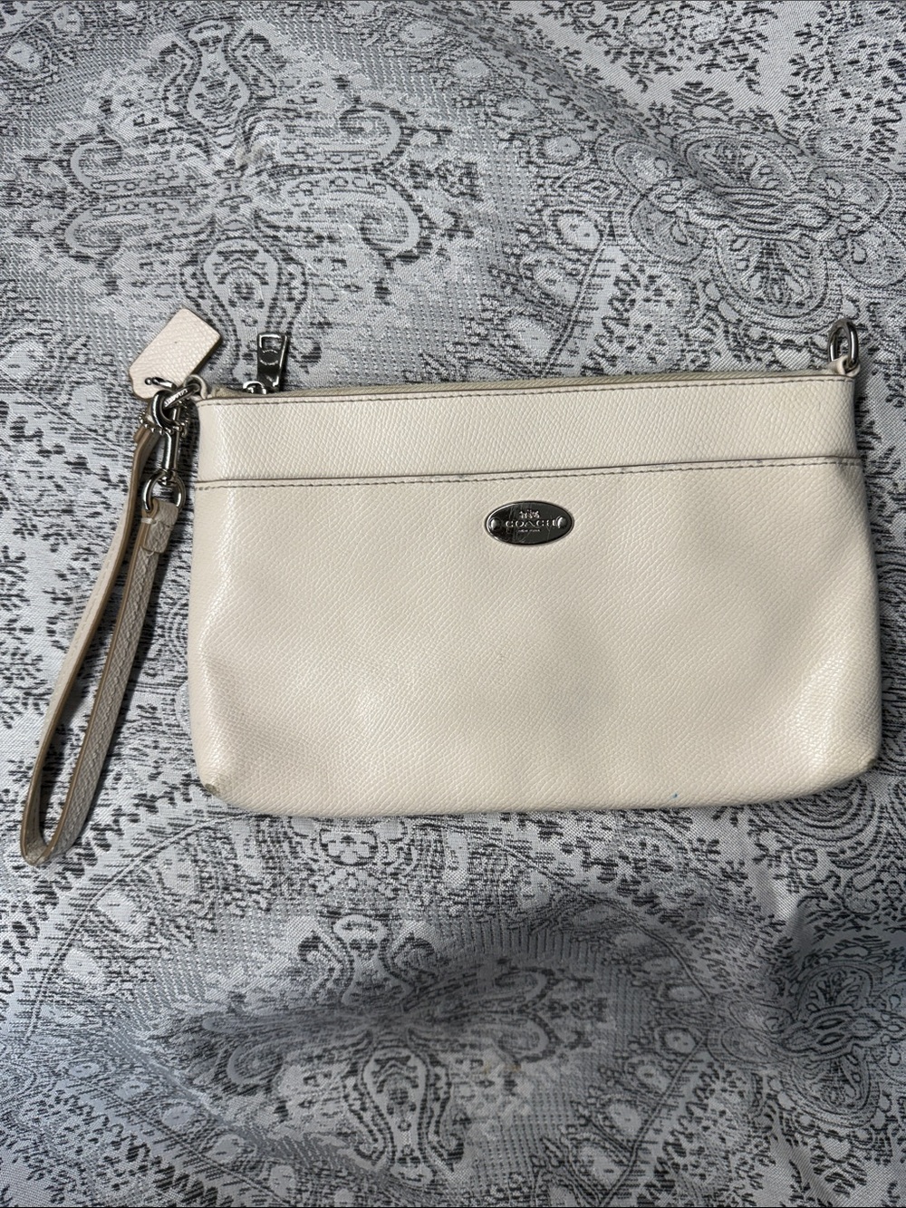 Coach Cream Pebbled Leather Wristlet Clutch with Silver Hardware 6.5x10